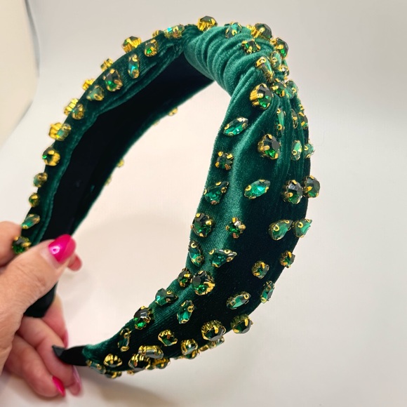 Green velvet headband with green crystals and Gold hardware - comfy NWT - Picture 6 of 6